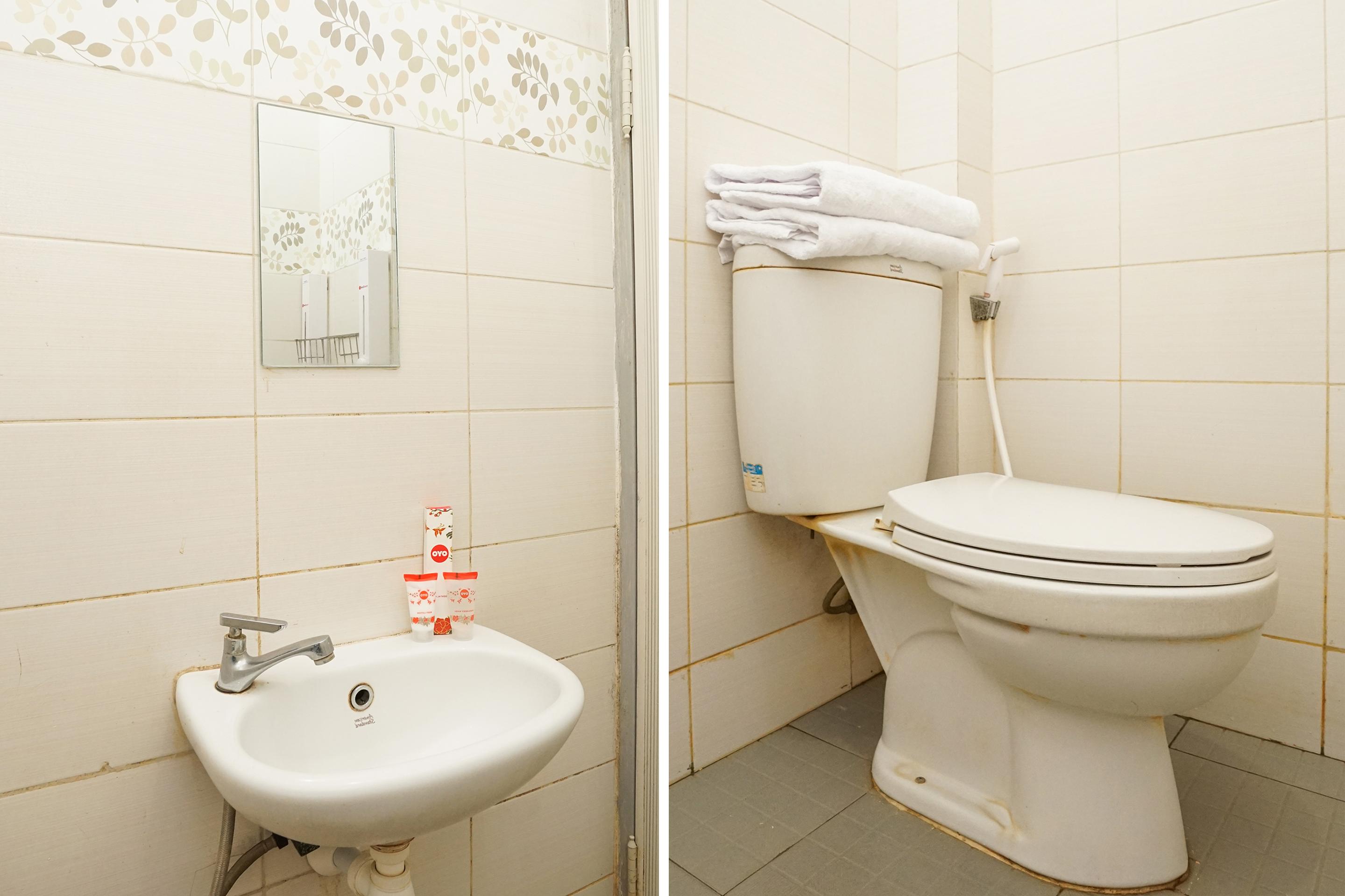 Oyo 450 Semampir Residence Сурабая Екстериор снимка